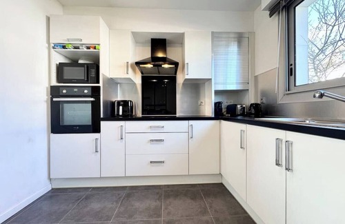 Larmor-Plage House | Maison cosy rénovée - Jardin - 50m des plages