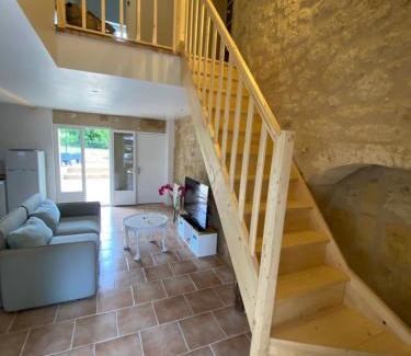 Saint-Laurent-des-Combes House | Maison de vacances dans les vignobles de Saint-Emilion