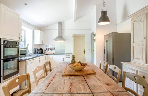 Saint-Seurin-de-Prats Villa | Maison Des Saveurs - Two Bedroom Villa, Sleeps 4