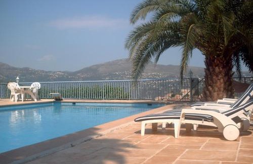 Gattieres Bed & Breakfast | Maison d'hôtes Escale d'Azur