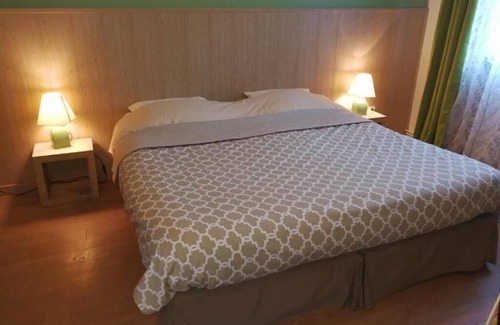 Fiennes Bed & Breakfast | Maison D'hôte La Ferme Du Grand Air - Twin Room with Private Bathroom 2
