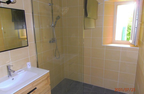 Ribagnac House | Maison Dans Petit Village Tranquille Pres DES Chateaux