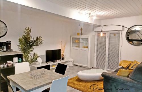 Gerzat House | Maison de bourg avec terrasse