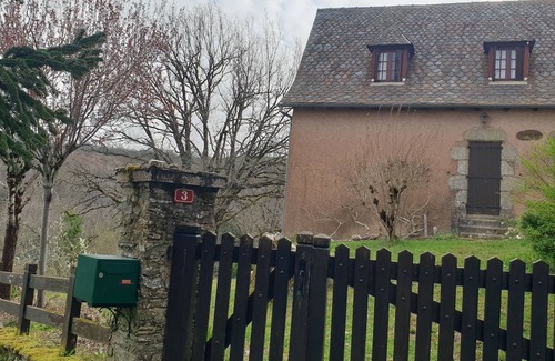 Conques-en-Rouergue House | Maison de Campagne