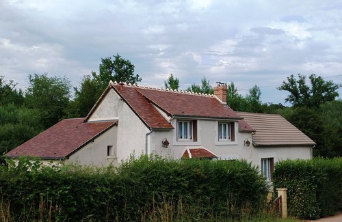 Parigny-les-Vaux House | Maison de Campagne Avec Piscine