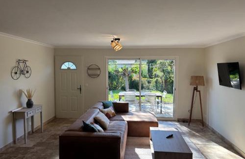Gordes House | Maison de charme avec jacuzzi, vue sur Gordes à 5mn du centre du village