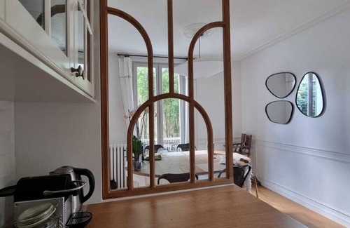 Nogent-sur-Marne House | Maison de Charme Parisienne Refaite à Neuf, Idéale Pour une ou Deux Familles