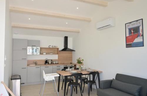 Saint Vivien House | Maison de plain-pied avec Parking et Climatisation près de Châtelaillon-Plage - FR-1-706-33