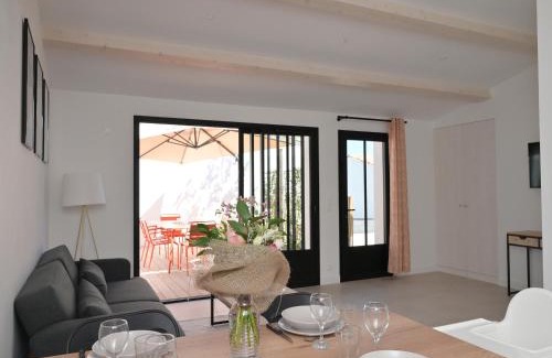 Saint Vivien House | Maison de plain-pied avec Parking et Climatisation près de Châtelaillon-Plage - FR-1-706-33