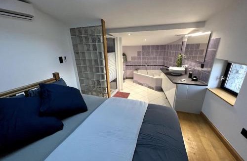 Chateauneuf-du-Rhone House | Maison de ville