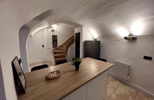 Chateauneuf-du-Rhone House | Maison de ville