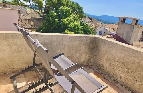 Eguilles House | Maison de Village Avec Vue!