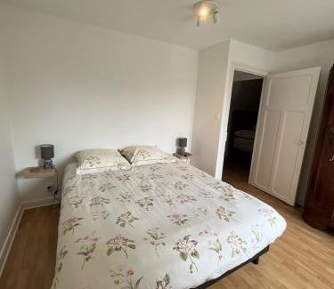 Plouescat House | Maison de ville à la mer très bien équipée proche centre avec commerces
