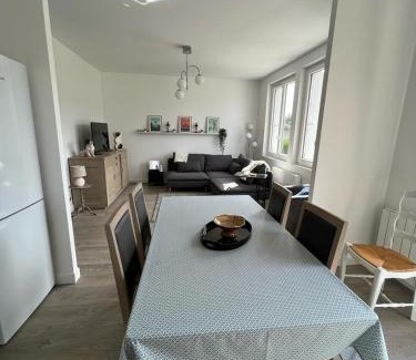 Plouescat House | Maison de ville à la mer très bien équipée proche centre avec commerces