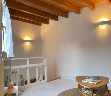 Chatel-Guyon Apartment | Maison de ville idéalement située à Châtel-Guyon