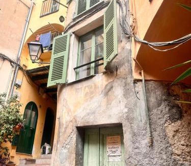 Old Town Apartment | Maison de Ville typique Mentonnaise