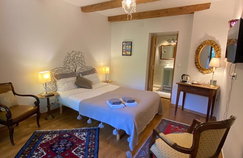 Ferrette Bed & Breakfast | Maison des 5 Temps - Chambres Dhôtes de Charme à Ferrette