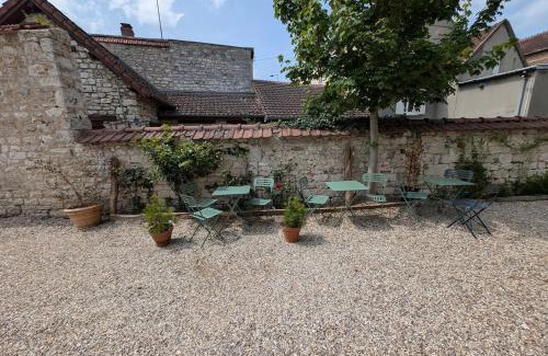 Vernon House | Maison des Artistes Paris Giverny