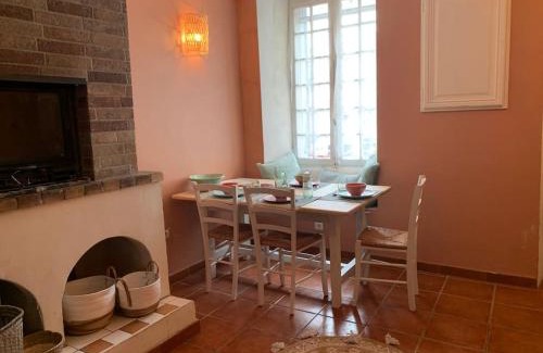 Niozelles House | Maison des hirondelles petit Luberon