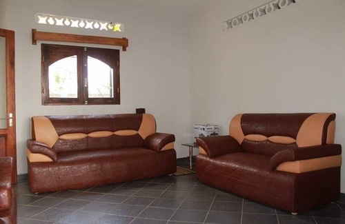 Fenoarivo Atsinanana House | Maison Des Metisses