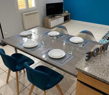 Villeneuve-sur-Lot Apartment | Maison des romains