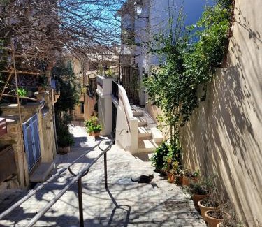La Cadiere-d'Azur Villa | Maison douillette au cœur de village provençal