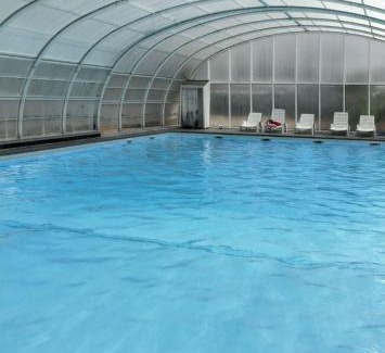 Saint-Pierre-d'Oleron House | Maison ensoleillée à Saint-Pierre-d'Oléron avec piscine partagée
