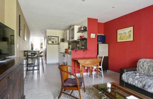 Marcq-en-Baroeul House | Maison Escola avec jardin - Welkeys