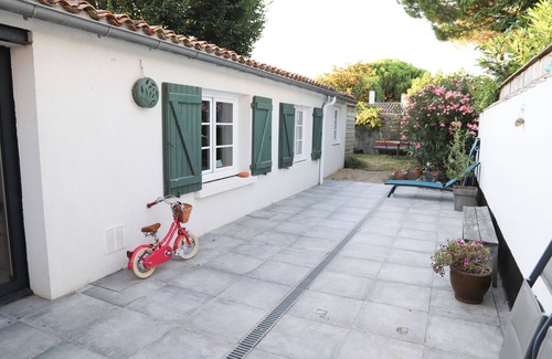 Loix House | Maison Familiale de 4 Chambres au Coeur de Loix - Location à la Semaine