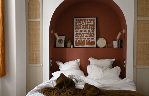 Hotel de Ville - Quinconces House | Maison Fernand