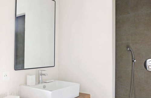 Montcuq House | Maison Forte