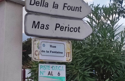 Montesquieu-des-Alberes Villa | Maison Calme en Plaît Nature Sans vis a vis