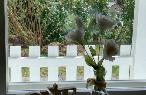 Metterich Cottage | Maison Grande Fleur Comfortable holiday residence