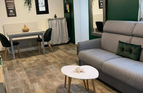 Orly House | Maison Individuelle sur Propriété