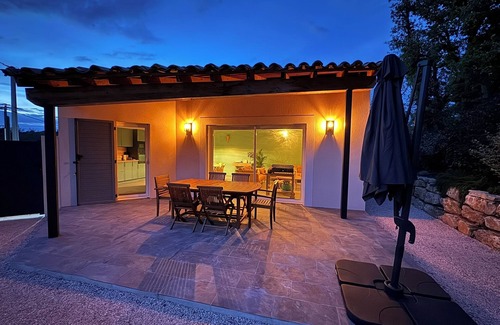 Saint-Julien House | Maison L'escapade, une Maison de Campagne Spacieuse et Élégante en Provence