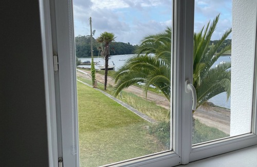 Plouenan House | Maison les Pieds Dans L'eau