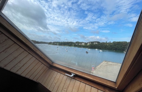 Plouenan House | Maison les Pieds Dans L'eau