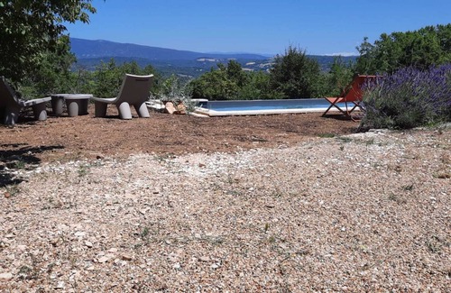 Saignon House | Maison Luberon with quiet view in the middle of nature