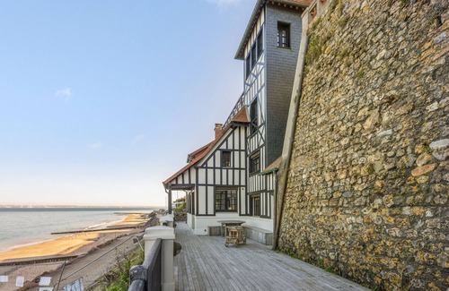 Villerville House | Maison Mahu - Welkeys