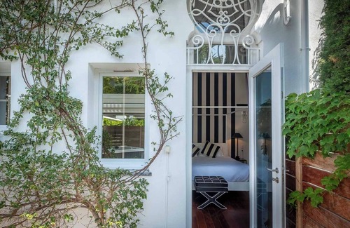 Boulouris-sur-Mer Apartment | Maison Mauresque - Jacuzzi suite "Apollinaire