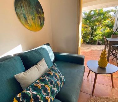 Pointe de la verdure Apartment | Maison mitoyenne , piscine,Citerne, jardin, parking, plage
