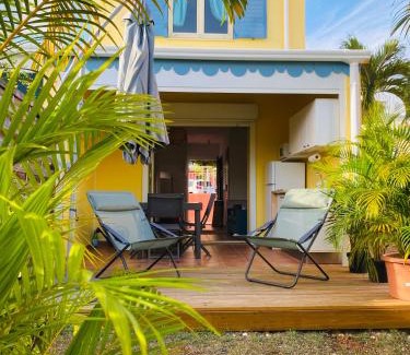 Pointe de la verdure Apartment | Maison mitoyenne , piscine,Citerne, jardin, parking, plage