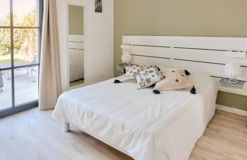 Penmarch House | Maison moderne pour 6 - 300m plage de Pors Carn