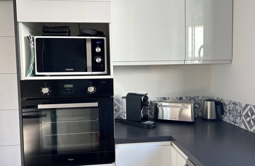 La Flotte House | Maison Moderne Très Lumineuse Entièrement Rénovée 6 à 8 Personnes