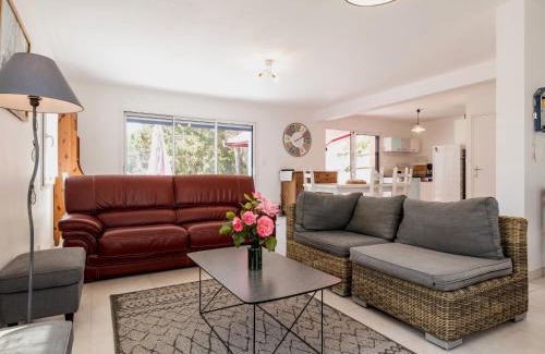 La Turballe House | Maison neuve au calme avec jardin clos, proche plage, port et équipements familiaux - FR-1-306-1274