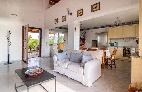 Porto Heli Apartment | Maison of apartments next to the beach-Big Blue