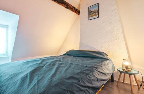 Chateauroux House | Maison paisible à Châteauroux avec jardin et parking privé - FR-1-591-759