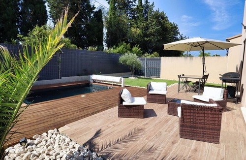 Vedene House | Maison Paisible