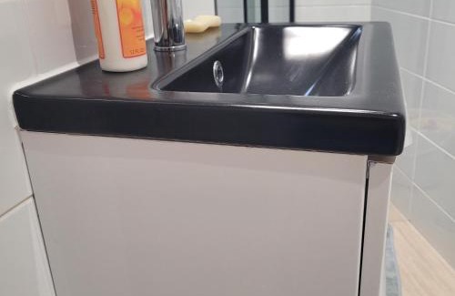 Bondy House | Maison pour 4 personnes à 2 pas de Paris superficie 40m2