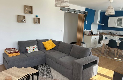 Plozevet House | Maison Pour 6 Personnes, 150 m de la Mer, 4mn à Pied du Port de Pors Poulhan